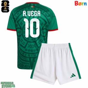 Mexico Alexis Vega #10 Replika Babytøj Hjemmebanesæt Børn VM 2026 Kortærmet (+ Korte bukser)